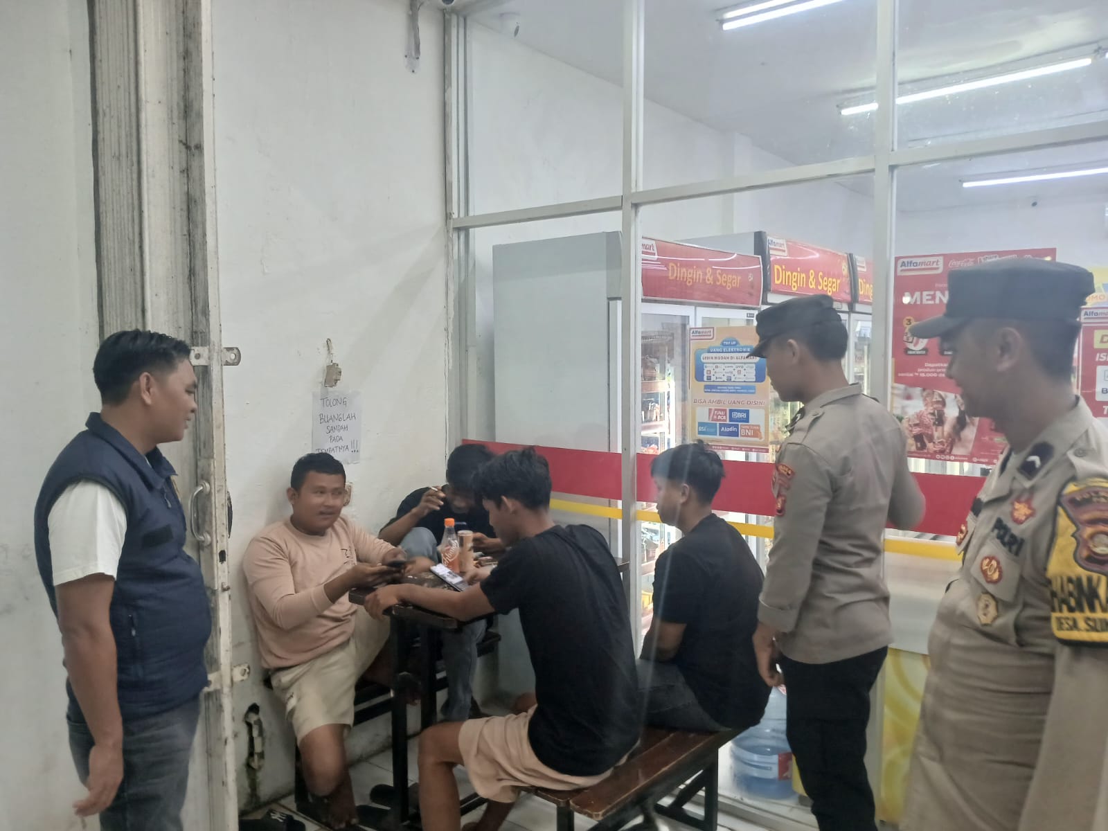 Polsek Talang Ubi Menggelar Kegiatan Rutin Yang Ditingkatkan (KRYD) Pada Senin Malam