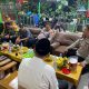 Laksanakan “Ngopi Kamtibmas” di Muara Bakti, Kapolsek Babelan Ajak Masyarakat Wujudkan Keamanan dan Kenyamanan Lingkungan