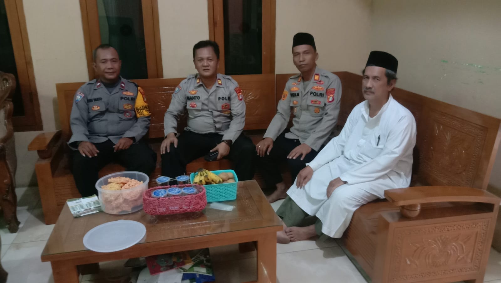 Kapolsek Cibarusah Perkuat Sinergi dengan Tokoh Agama, Wujudkan Kamtibmas Harmonis