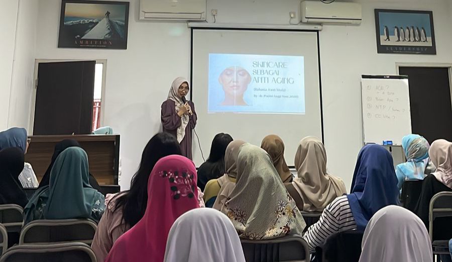 Seminar Kecantikan yang Menginspirasi Perempuan untuk Merawat Diri dari Hati