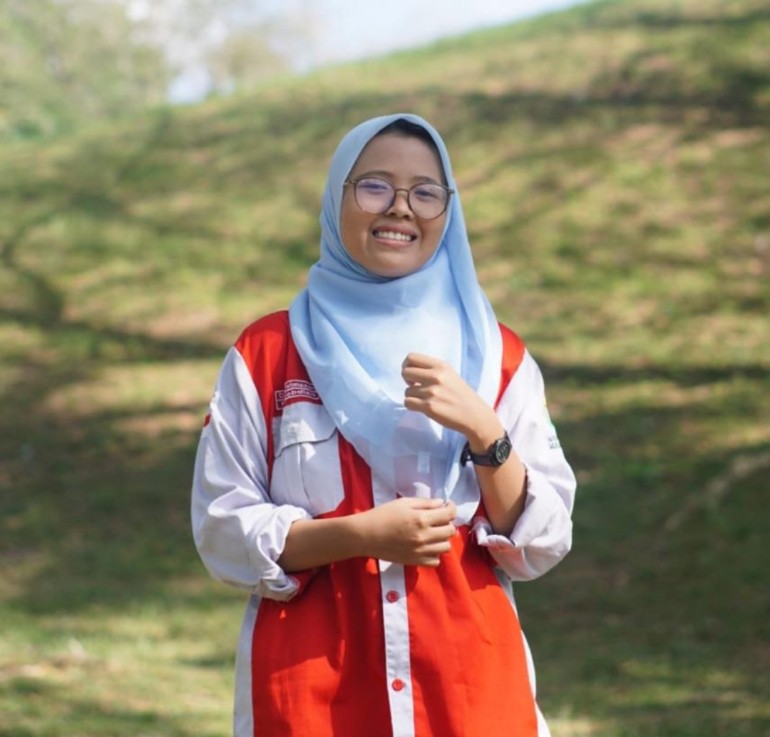 Mahasiswi Unimal Raih Juara 2 Lomba Puisi di Ajang Nasional KIP-K Fest 2025