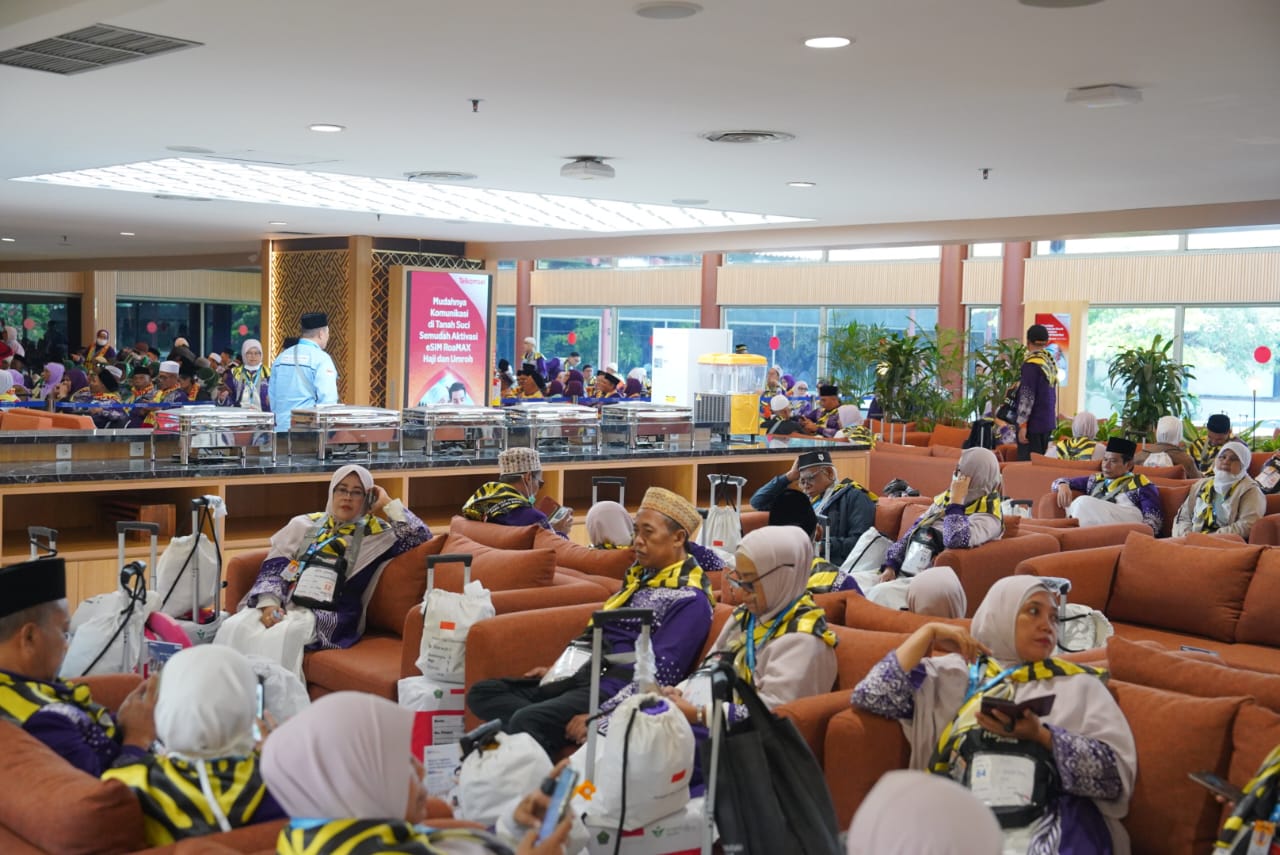 Menag Dampingi Presiden Prabowo Resmikan Terminal Khusus Haji dan Umrah di Bandara Soetta