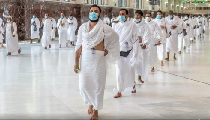 Laki – Laki Pakai Celana Dalam Saat Ihram Hukumnya Haram, Pelanggar Wajib Bayar Dam