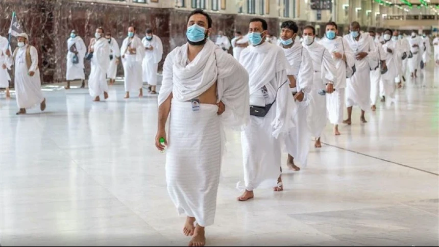 Laki - Laki Pakai Celana Dalam Saat Ihram Hukumnya Haram, Pelanggar Wajib Bayar Dam