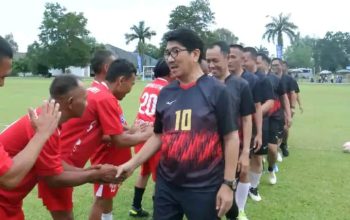 Bupati Dan Wakil Bupati Berserta Forkopimda Main Bola Bersama PSSI Lampung Utara Bupati Dan Wakil Bupati Berserta Forkopimda Main Bola Bersama PSSI Lampung Utara