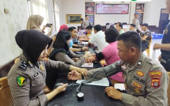 Memperingati Hari Bhayangkara ke-79 Polres Lampung Utara Gelar Bhakti Kedehatan Donor Darah Memperingati Hari Bhayangkara ke-79 Polres Lampung Utara Gelar Bhakti Kedehatan Donor Darah
