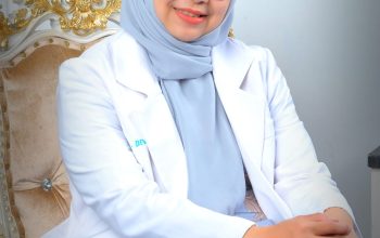 Profil dr. Devi Apriyani Maulinda: Pengalaman Medis di Dunia Industri dan Pendidikan