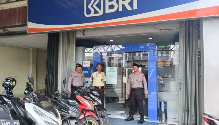 Polsek Cikarang Timur Gelar Patroli Biru: Antisipasi Gangguan Kamtibmas dan Berikan Rasa Aman