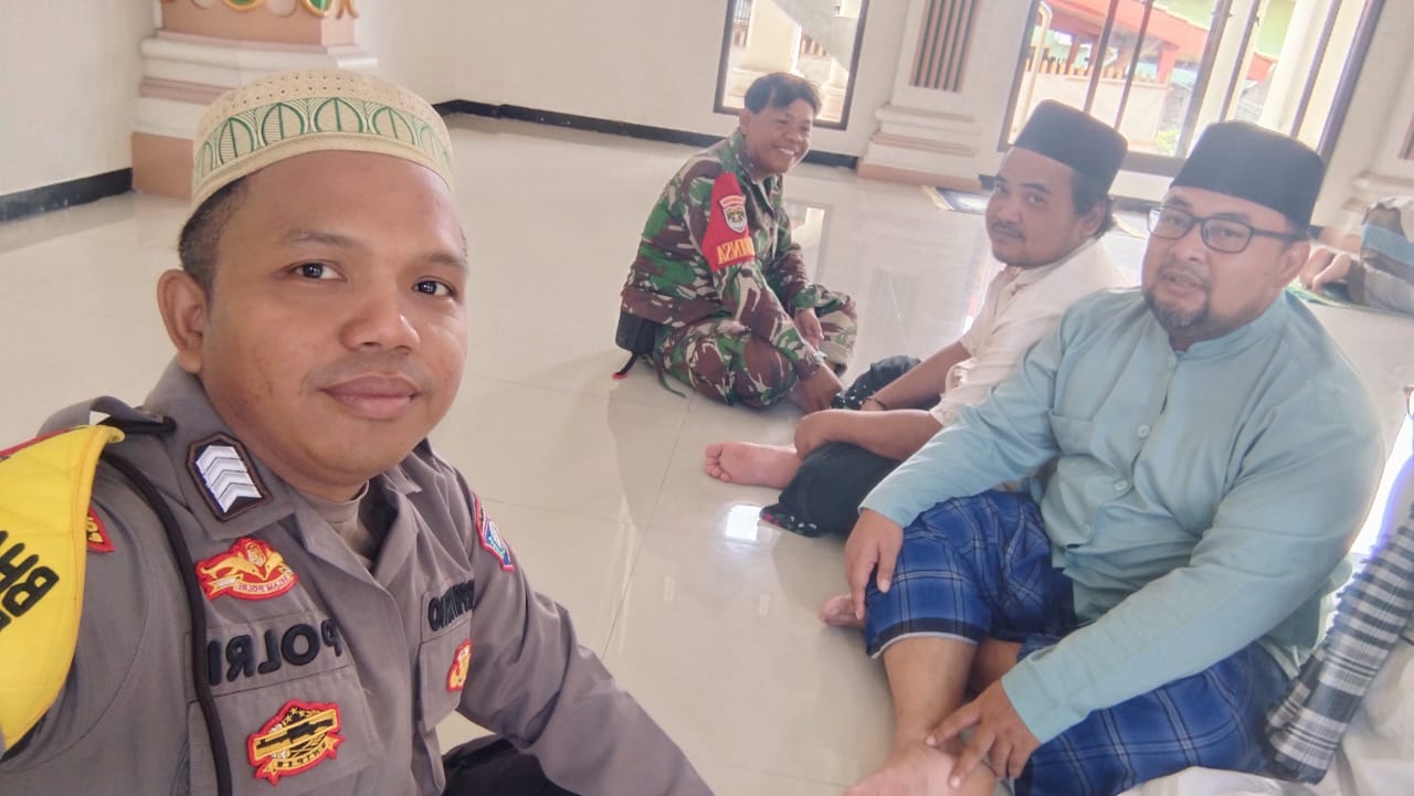 Polsek Cikarang Pusat Laksanakan Silaturahim dengan Tokoh Agama dan Masyarakat untuk Meningkatkan Keamanan