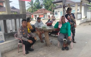 Bhabinkamtibmas Polsek Cikarang Pusat Sambangi Warga Desa Cicau, Imbau Waspada Curanmor dan Aktif Laporkan Gangguan Kamtibmas