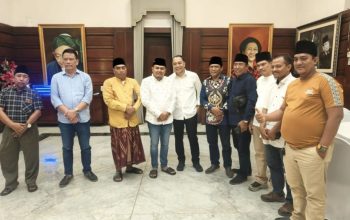 Audiensi Hangat di Rumah Dinas Wali Kota Surabaya: FSMI dan Pemkot Capai Kesepakatan Soal Penataan Parkir Toko Modern