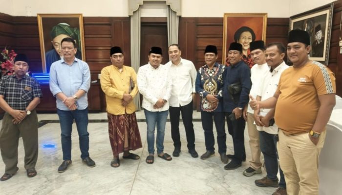 Audiensi Hangat di Rumah Dinas Wali Kota Surabaya: FSMI dan Pemkot Capai Kesepakatan Soal Penataan Parkir Toko Modern