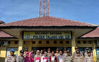 Polsek Talang Ubi Salurkan 50 Paket Sembako dalam Baksos HUT Bhayangkara ke-79: Wujud Nyata Kepedulian Polri terhadap Masyarakat Polsek Talang Ubi Salurkan 50 Paket Sembako dalam Baksos HUT Bhayangkara ke-79: Wujud Nyata Kepedulian Polri terhadap Masyarakat