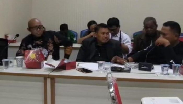 AUDIENSI DPRD KABUPATEN BEKASI BERSAMA LSM DAN ORMAS, BAHAS STIGMA PENGHAMBAT INVESTASI
