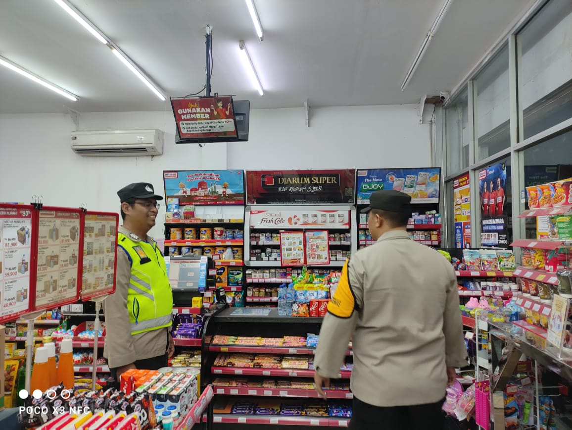 Ciptakan Kamtibmas Kondusif, Polsek Penukal Abab Gelar Apel Malam dan Patroli Rutin Wilayah