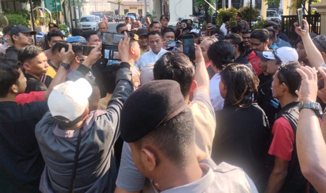26 Organisasi Pers dan Advokat Minta Kapolres Metro Bekasi Jaga Sinergitas Terhadap Jurnalis 26 Organisasi Pers dan Advokat Minta Kapolres Metro Bekasi Jaga Sinergitas Terhadap Jurnalis
