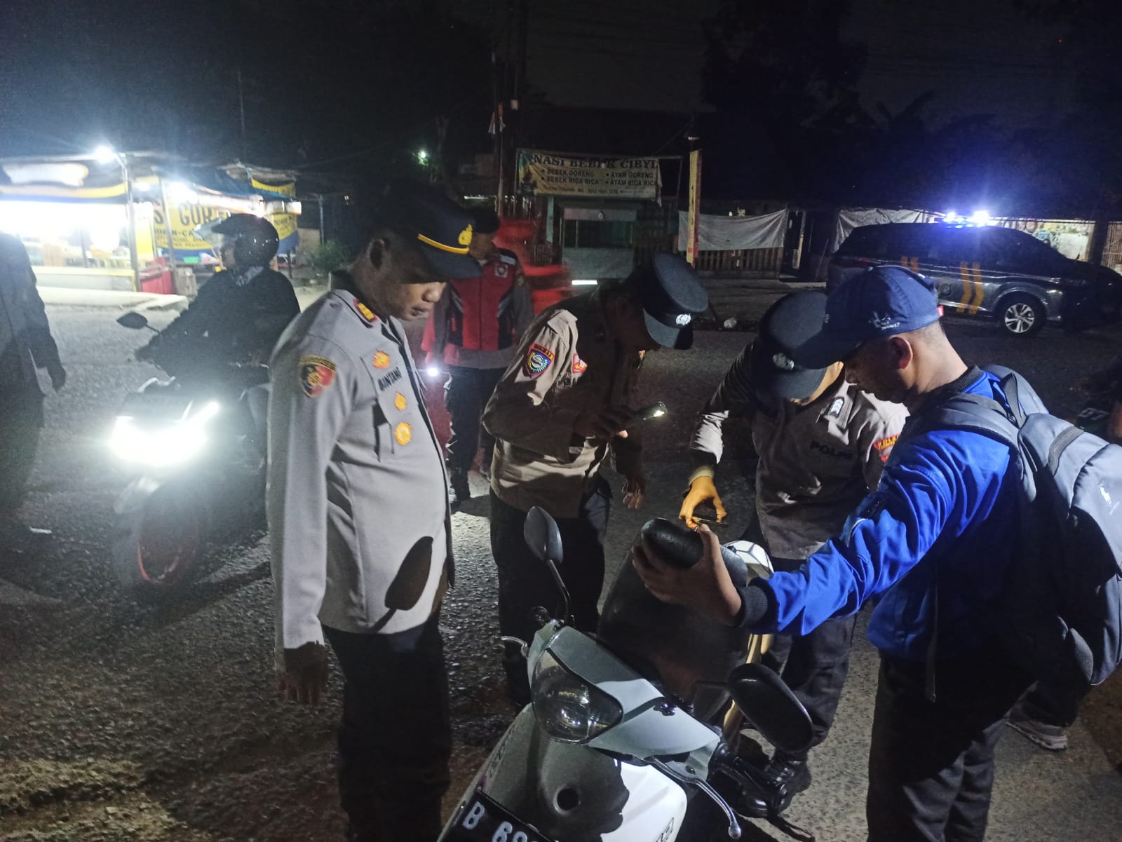 Operasi OKJ dan Patroli Biru Digelar, Polsek Cikarang Barat Sisir Kawasan Rawan 3C