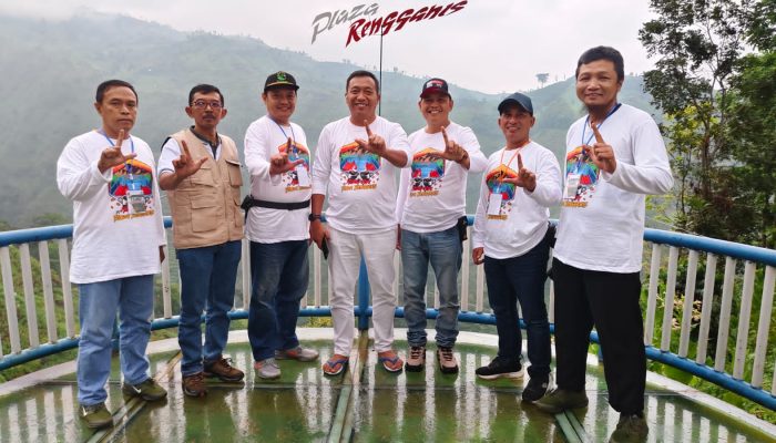 Promo Wisata dan Cita  Rasa Kopi, Bupati Rio  Dan ADM Perum  Perhutani  Gelar  Camping Bersama Di Plaza Rengganis