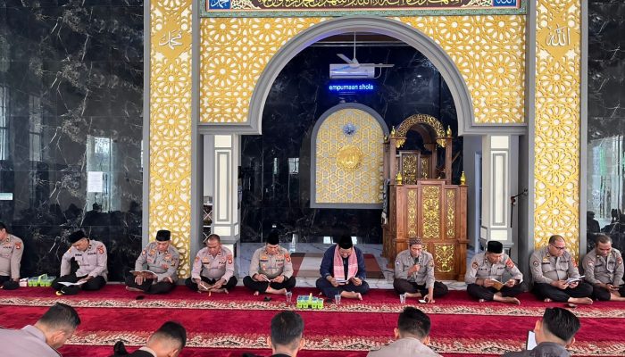 Bangun Mental dan Spiritualitas Personel, Polres PALI Gelar Binrohtal Rutin di Masjid Asa’idiyah