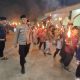 Polsek Setu Laksanakan Pengamanan dan Pengawalan Pawai Obor 1447 H Jamaah Masjid Al-falah Desa Lubang Buaya
