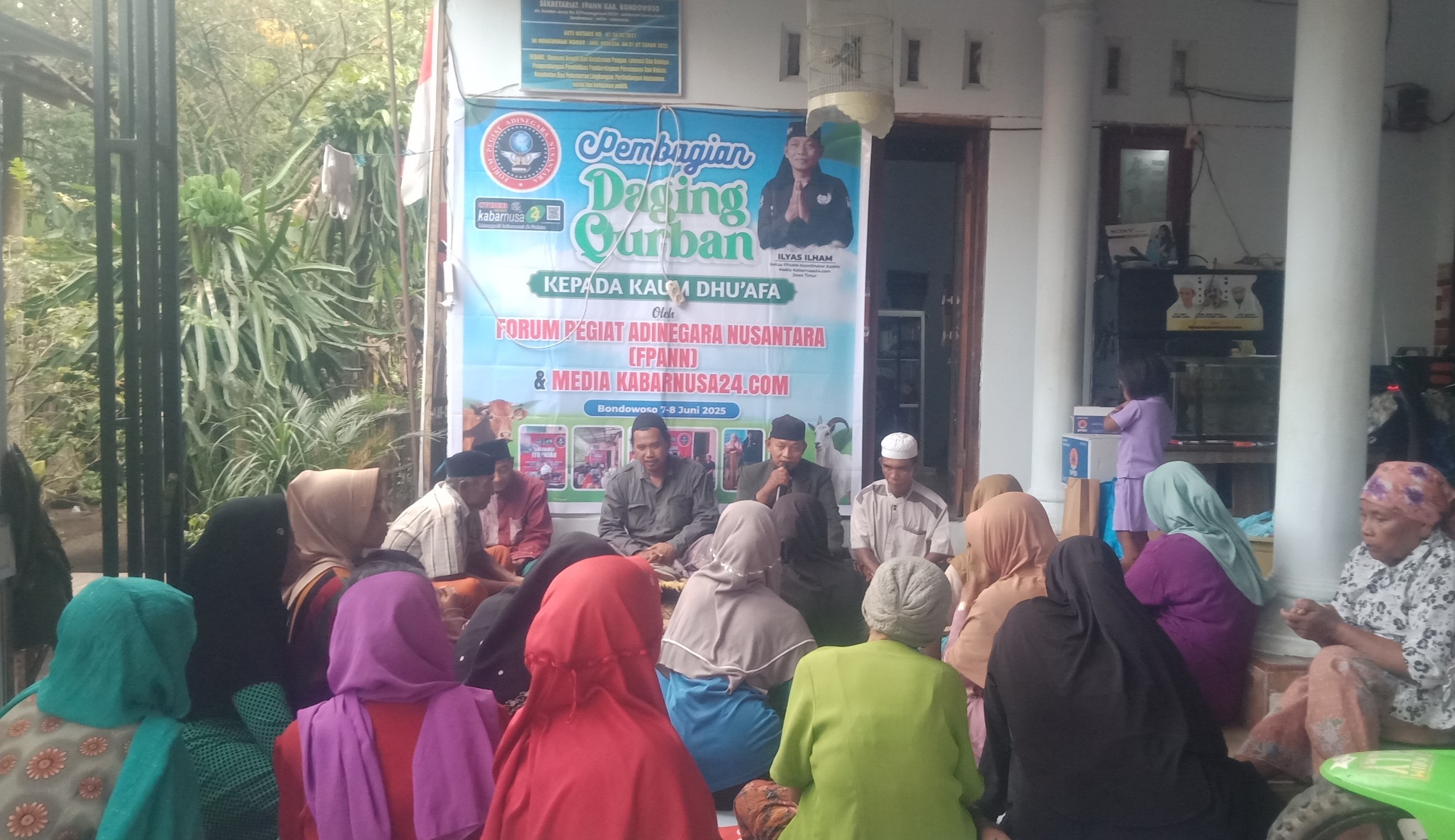 FPANN dan Media Kabarnusa24.com Bagikan Daging Qurban Kepada Dhu'afa