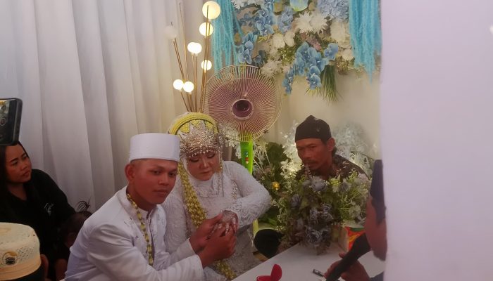 Cincin Mas 2 gram Menjadi Mas Kawin Pernikahan Dimas Agustin dan Adinda Ayu Lestari