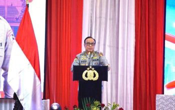 Polri Tegaskan Komitmen Operasi Premanisme Hingga Tuntas Polri Tegaskan Komitmen Operasi Premanisme Hingga Tuntas