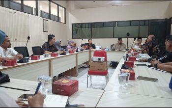 Audiensi DPRD Bekasi: Seruan Regulasi untuk Prioritaskan Tenaga Kerja Lokal Menguat Audiensi DPRD Bekasi: Seruan Regulasi untuk Prioritaskan Tenaga Kerja Lokal Menguat