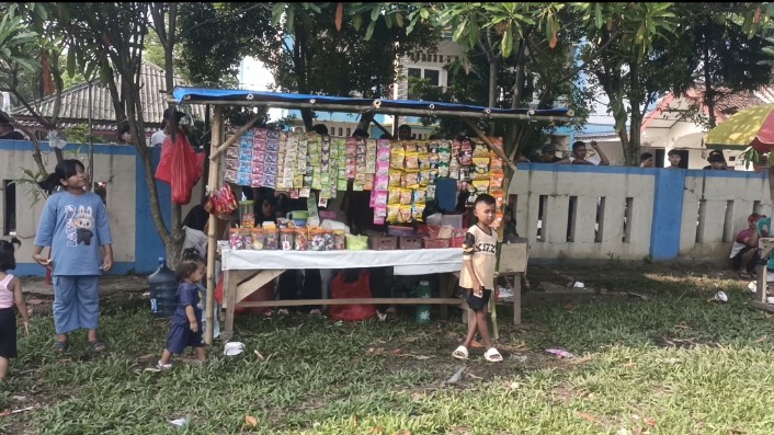 Pedagang Lokal Menuai Berkah di Acara Pordes Ridogalih