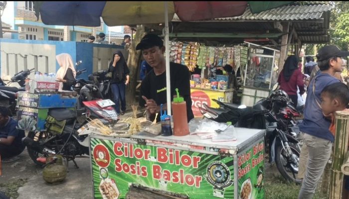 Pedagang Lokal Menuai Berkah di Acara Pordes Ridogalih