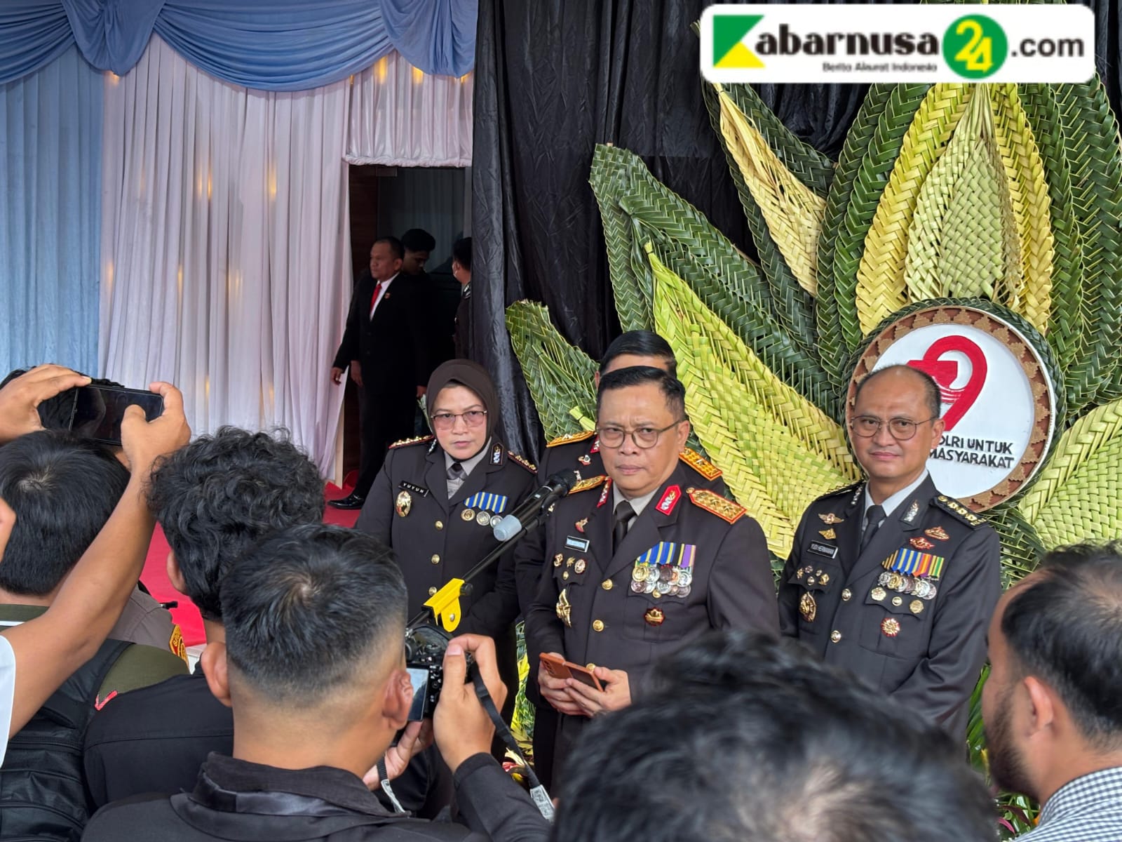 * Kapolda Lampung Ajak Masyarakat Terus Kawal Dan Kritik Polri Demi Kebaikan Bersama *