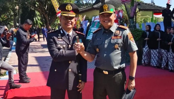ADM Dan Wakil ADM Perum Perhutani Bondowoso Haduri Upacara Peringatan HUT Bhayangkara Ke 79 Tahun 2025