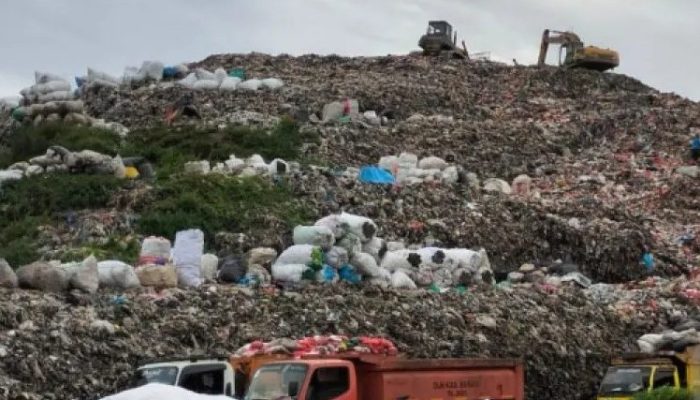 Mbah Goen:TPA Burangkeng Sudah Overkapasitas, Usulkan Dana Desa untuk Alat Penghancur Sampah