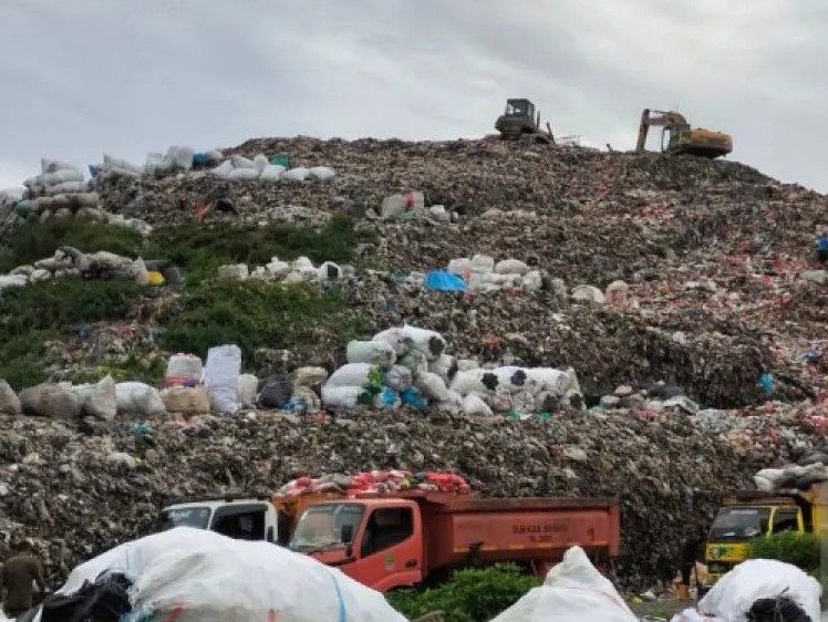 Mbah Goen:TPA Burangkeng Sudah Overkapasitas, Usulkan Dana Desa untuk Alat Penghancur Sampah