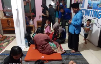 Kantor Desa Sukajadi Tempat Pengungsian Korban Banjir, Warga Terendam Akibat Curah Hujan Luapan Dua Sungai