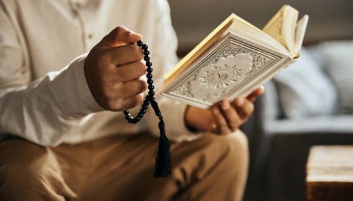 Khutbah Jumat : Ragam Penyakit Hati dan 2 Obat Penawarnya