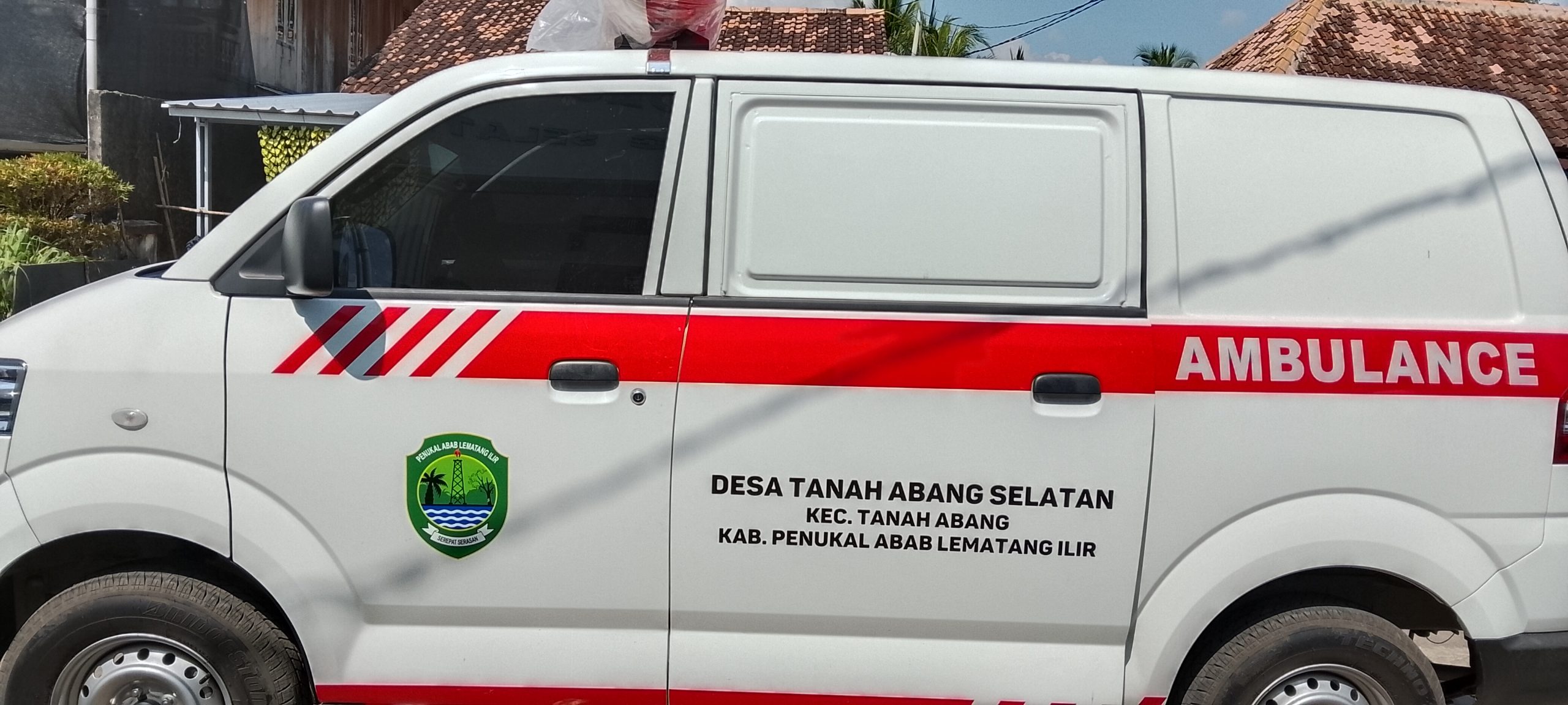 Untuk Meningkatkan Pelayanan Kesehatan masyarakat, Pemerintah Desa Tanah Abang Selatan Realisasikan Dana Desa Dengan Membeli Mobil Ambulance