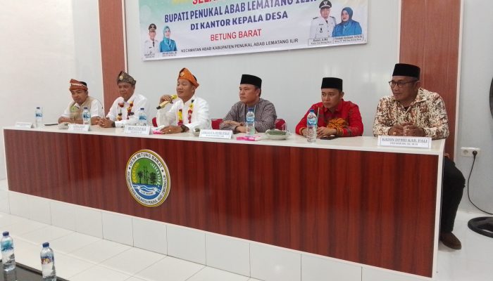 Untuk Meningkatkan pelayanan Masyarakat Desa, Bupati PALI Asgianto ST Resmikan Kantor Desa Betung Barat