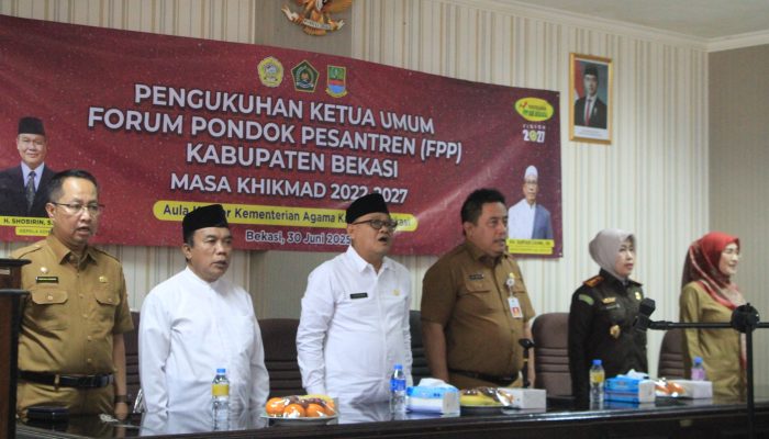 Resmi Jabat Ketua Umum FPP Kabupaten Bekasi, KH. Suryadi Zaini Komitmen Digitalisasi dan Kemandirian Pesantren