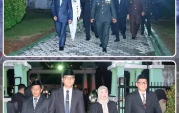Bupati Dan Wakil Bupati Lampung Utara Hadir Apel Kehormatan  Dan Renungan Suci  Di Makam Pahlawan Kotabumi