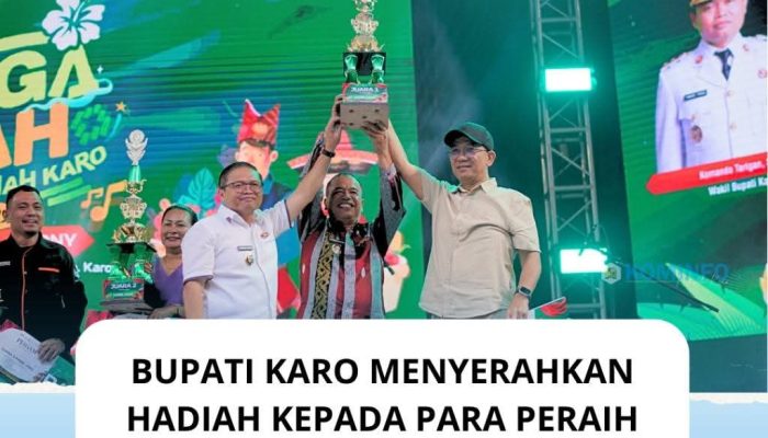 Bupati Karo Menyerahkan Hadiah Kepada Para Peraih Juara Lomba di FBB Karo 2025