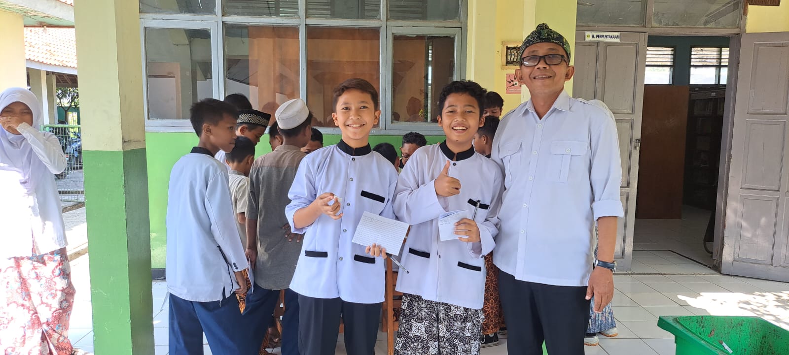 SMPN 1 Cibitung Gelar Cek Kesehatan Gratis Siswa