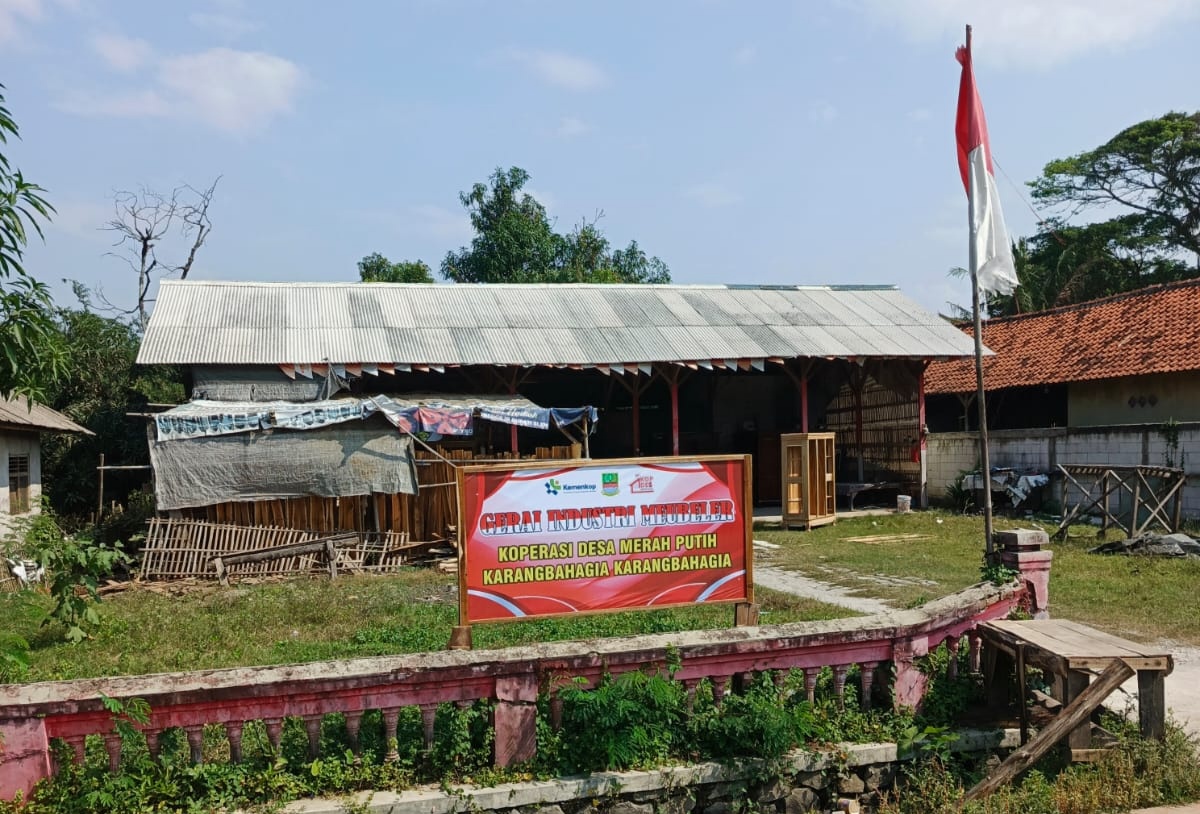 Industri Meubeler Produk Unggulan Koperasi Desa Merah Putih Karangbahagia