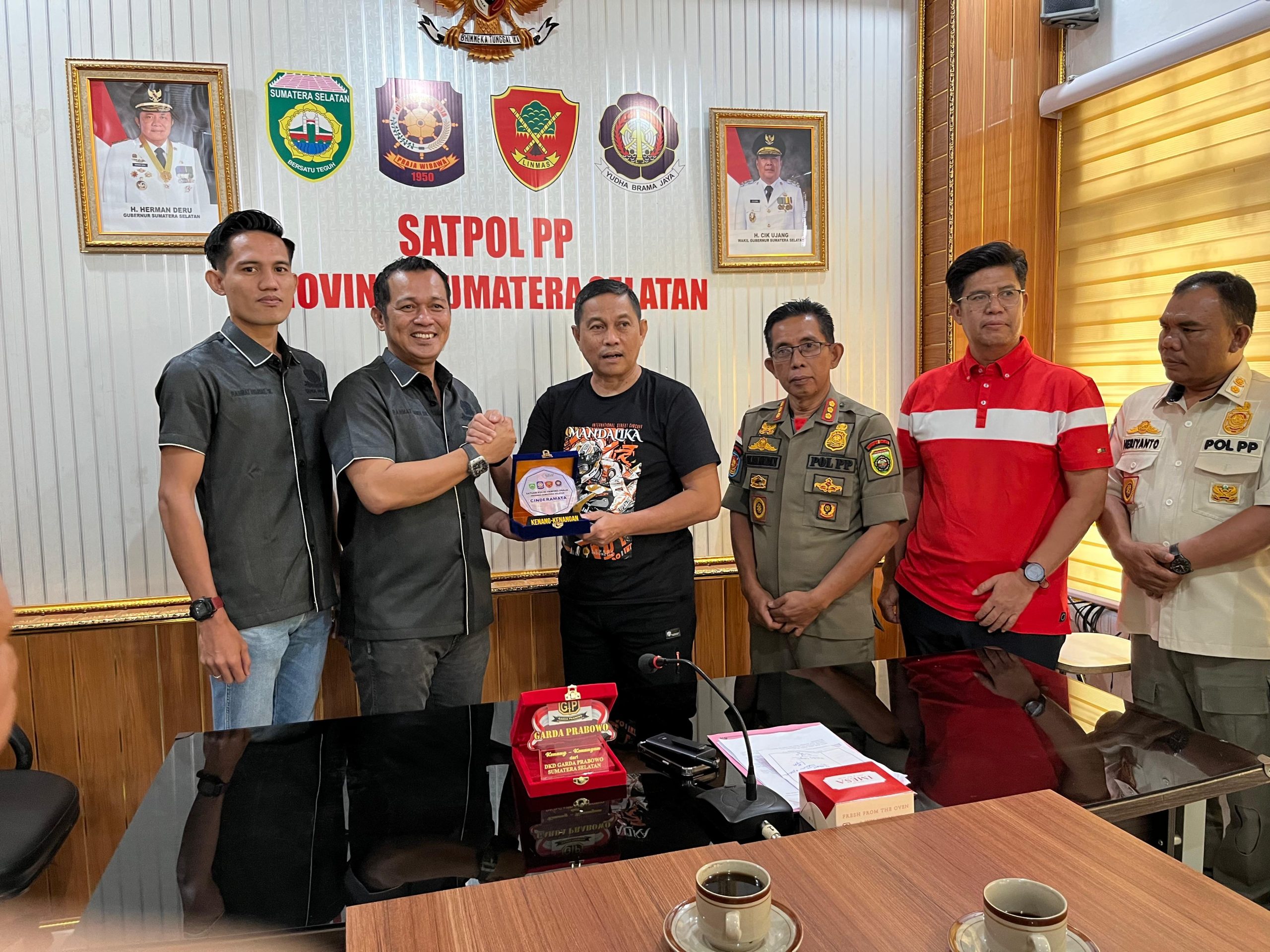 Ketua Satgasus DKD Garda Prabowo Sumsel Bersama Beberapa Anggota Audiensi ke Dinas Satpol PP Provinsi Sumsel