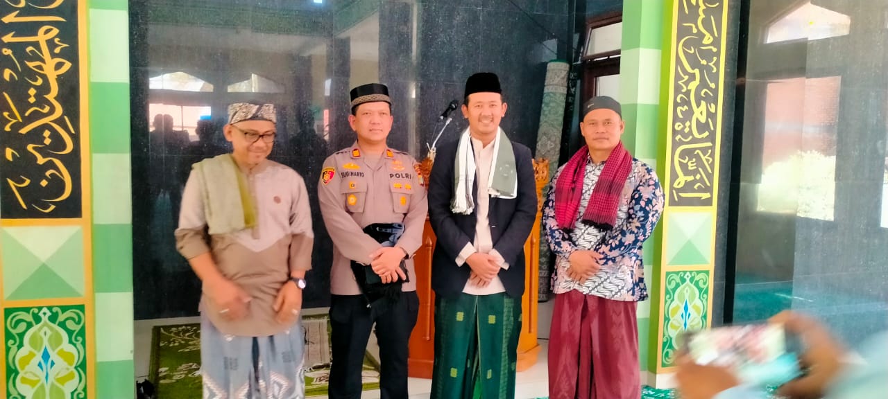 Polsek Cikarang Timur Gelar Safari Jum'at, Ajak Masyarakat Waspadai Curanmor dan Tawuran Remaja