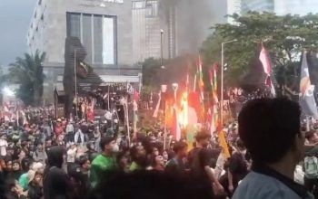 Dampak Tunjangan DPR dan Insiden Polisi Diduga Jadi Pemicu Gelombang Unjuk Rasa