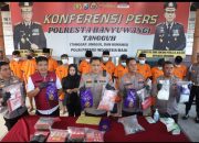 Gelar Konferensi Pers Polresta Banyuwangi Berhasil Ungkap Narkoba Selama Agustus 2025 Amankan 10 Tersangka Sita 4,4Kg Sabu dan Ribuan Butir Okerbaya