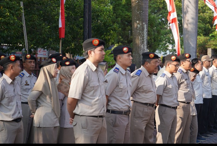 Kepala Kantor Pertanahan Bondowoso Pimpin Apel Pagi Untuk Perkuat Disiplin