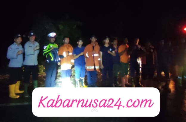 Hujan Angin Tumbangkan Pohon di KM 10 Talang Ubi, Polisi Bergerak Cepat Pulihkan Arus Lalu Lintas