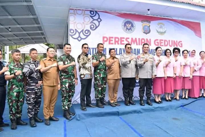 Wali Kota dan Wakil Wali Kota Sibolga Hadiri Peresmian Gedung SPPG Polres Sibolga